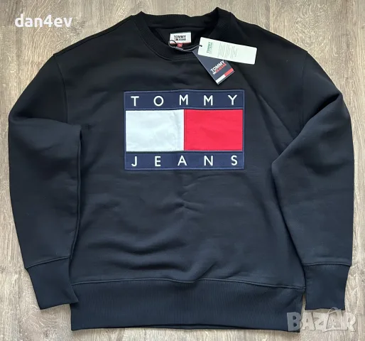 Суитшърт Tommy Jeans TJM Tommy Flag Crew, снимка 4 - Суичъри - 56179154