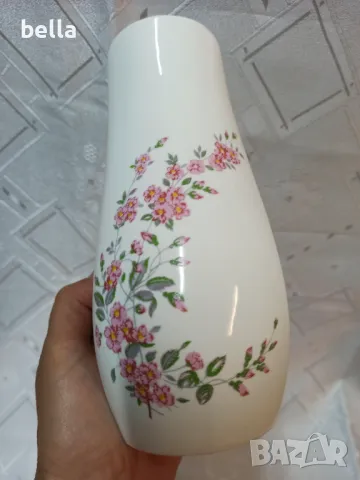 Видинска порцеланова ваза в прекрасен вид 18 см височина с маркировка ., снимка 5 - Антикварни и старинни предмети - 49958405