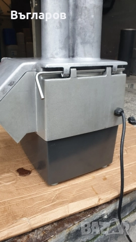 Зеленчукорезачка Robot Coupe CL50 E, снимка 6 - Обзавеждане на кухня - 52002490