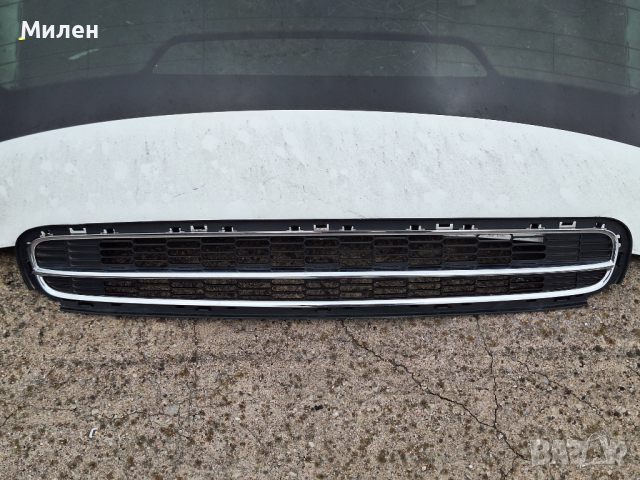 Mini Cooper R56 2006-2010 Година Декоративна Решетка Във Предната Броня Мини Купър, снимка 3 - Части - 36044242