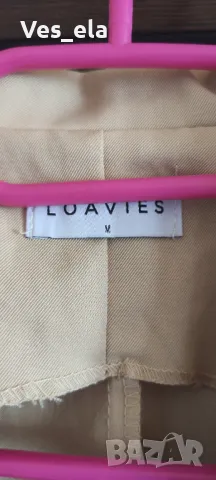 светло бежаво дълго сако с двуредово закопчаване , снимка 4 - Сака - 47368335