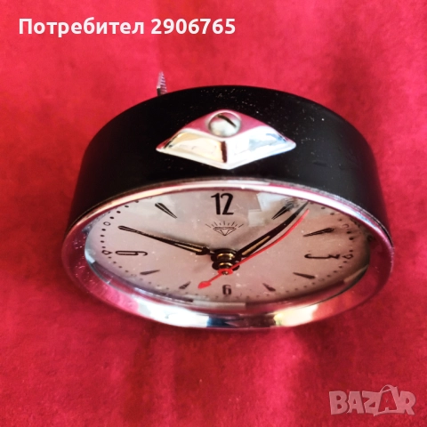 Часовник настолен Китайски от 1968година работещ, снимка 7 - Антикварни и старинни предмети - 52791082