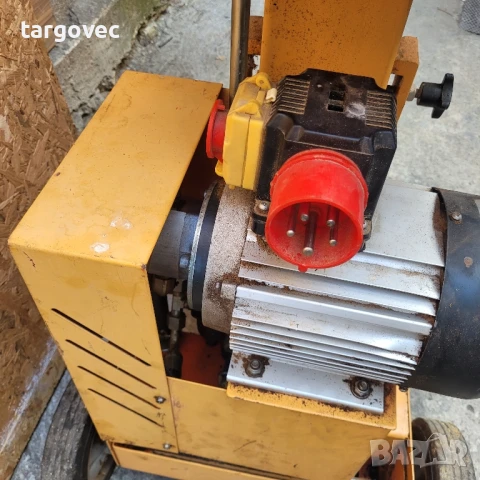 машина за цепене на дърва трифазна, снимка 4 - Градинска техника - 50678939