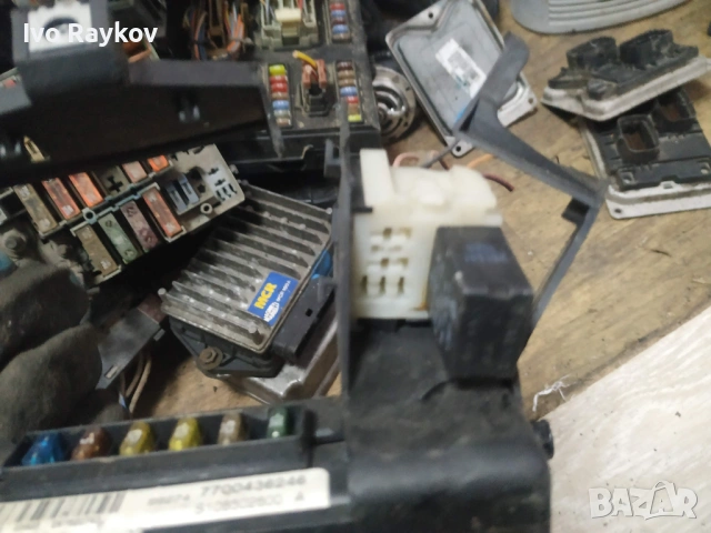 BSI модул за Renault Scenic I Minivan (09.1999 - 07.2010),  7700436246, снимка 9 - Части - 49099089