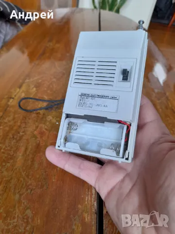 Старо радио,радиоприемник Siemens Melodie RT 702, снимка 5 - Антикварни и старинни предмети - 48772466