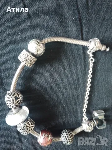 гривна pandora оригинална, снимка 2 - Гривни - 49603075