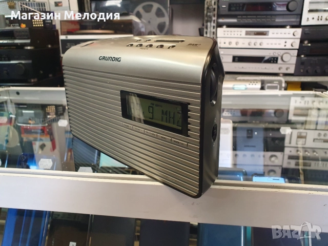 Радио Grundig Music 65 DAB+ В отлично техническо и визуално състояние., снимка 8 - Радиокасетофони, транзистори - 51878988