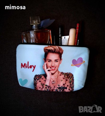 Майли Сайръс несесер с цип, снимка 4 - Портфейли, портмонета - 41166975