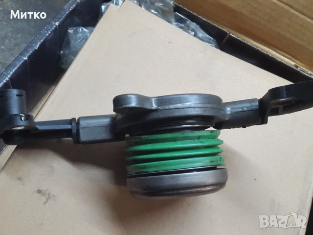 части за Мерцедес CLK, снимка 4 - Части - 53710944