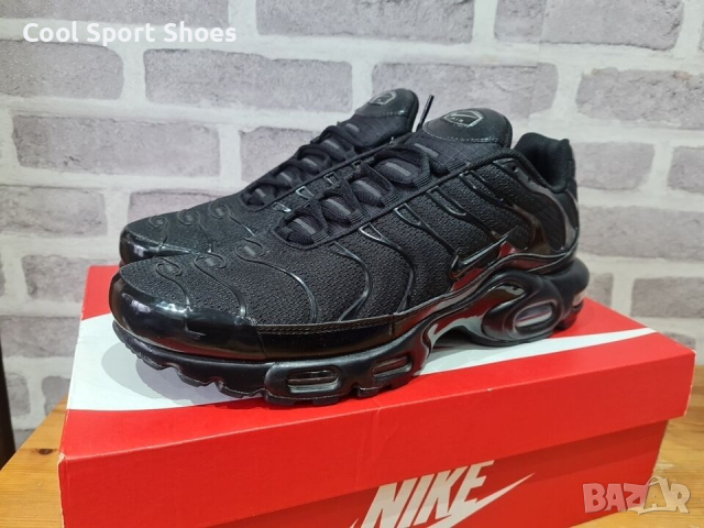 Nike TN AirMax Triple Black / Oригинална Кутия, снимка 2 - Спортни обувки - 44667469