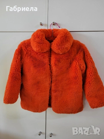 Детско оранжево пухено палтенце 8-9 години, снимка 4 - Детски якета и елеци - 53609030