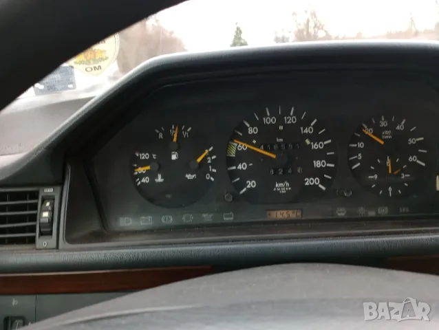 Мерцедес 124 Е250, снимка 11 - Автомобили и джипове - 47883779