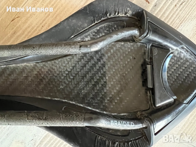 Седалка карбонова FIZIK, снимка 3 - Аксесоари за велосипеди - 52420820