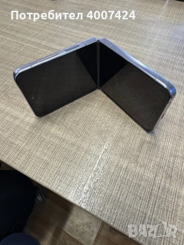 Samsung Galaxy Z flip 4, снимка 7 - Samsung - 53175902