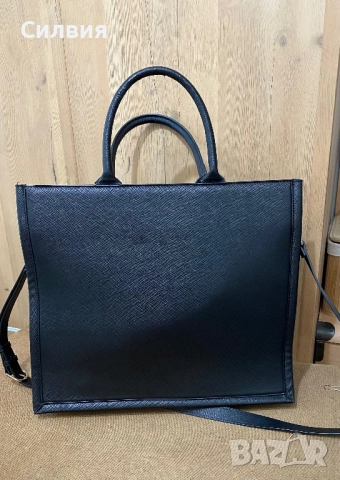 Valentino дамска чанта, снимка 3 - Чанти - 52457986