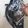 Дамска малка чанта GUESS, снимка 7