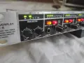 Behringer ha 8000 професионален слушалков усилвател, снимка 1