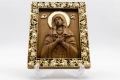 Позлатена релефна икона на Дева Мария от дъб с варак, снимка 4