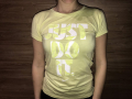 Дамска тениска , снимка 1 - Тениски - 36376294