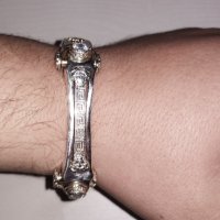 Сребърна гривна-белезник Versace , снимка 12 - Гривни - 44466123