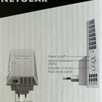 Netgear WiFi Range Extender EX6400 - AC1900 Dual Band, снимка 2 - Рутери - 36351956