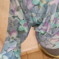 Блуза в на цветя!, снимка 3 - Блузи с дълъг ръкав и пуловери - 39724755