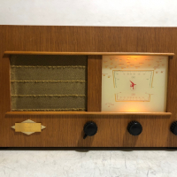 Grundig Radio Limited Edition 50, снимка 1 - Радиокасетофони, транзистори - 36503171