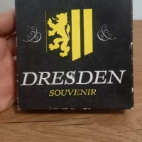 Чисто нов комплект пластмасови подложки DRESDEN SOUVENIR, ГДР, 1968 г., снимка 1 - Антикварни и старинни предмети - 41119347