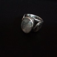 Уникален Винтидж масивен сребърен пръстен с естествен лунен камък ръчна изработка , снимка 5 - Пръстени - 39427573
