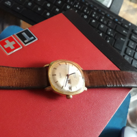 швейцарски часовник ряадък модел от старите , снимка 4 - Мъжки - 44527086