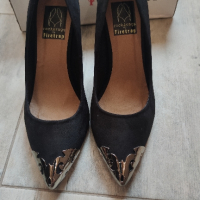 Елегантни дамски обувки , снимка 1 - Дамски обувки на ток - 44557839