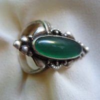 Голям антикварен ръчнокован сребърен пръстен с империал жадеит, снимка 6 - Пръстени - 42368044