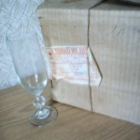 Стъклени чаши за шампанско 6 бр, снимка 1 - Чаши - 40415422