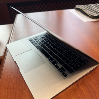 MacBook Air 2015 - 13 inch - 8GB - MacOS - Monterey 12.7.4, снимка 4 - Лаптопи за работа - 44797038
