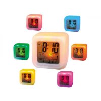 Светещ будилник с LED светлини – различни цветове, снимка 3 - Стенни часовници - 41667951