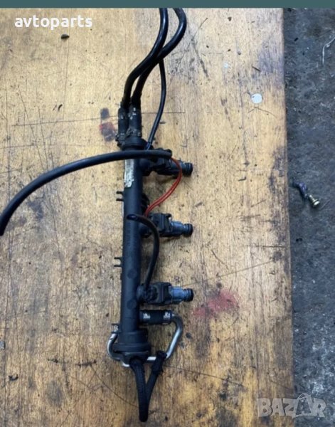 Smart fortwo 1999год 0.6i Горивна рейка с дюзи, снимка 1