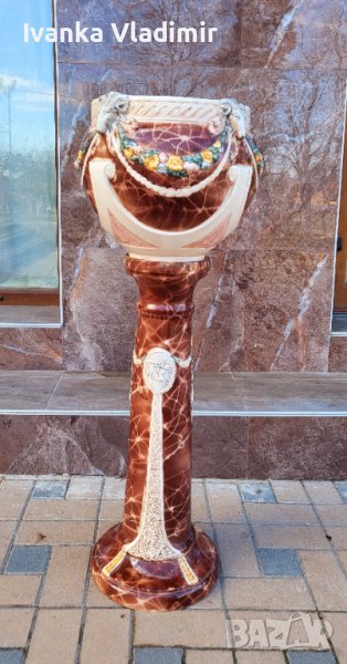 Италианска антикварна колона с кашпа , снимка 1