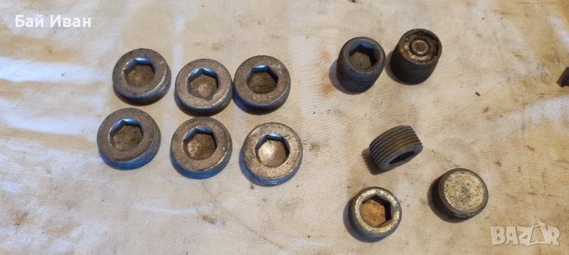 Пробки за Лада - картер, глава, диференциал и скорости, снимка 1