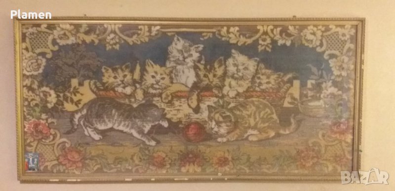 Стар гоблен с котета в рамка под стъкло, снимка 1
