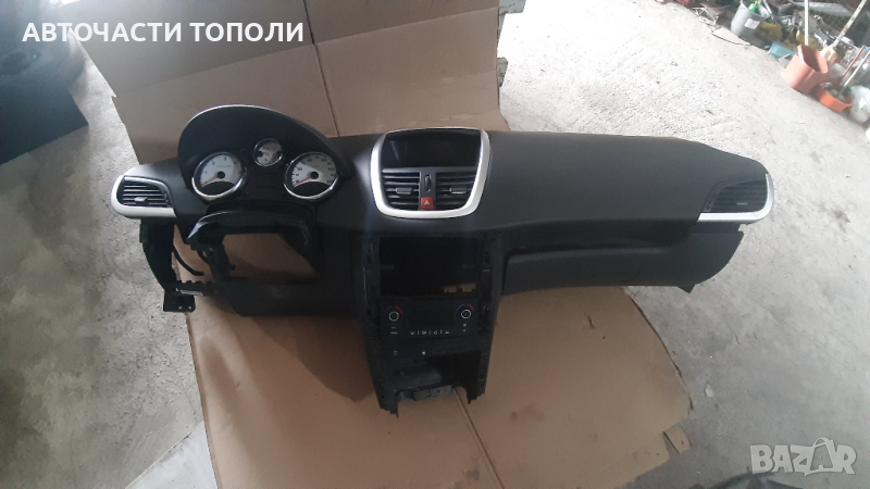 Арматурно табло с Airbag Пежо 207 2009г, снимка 1