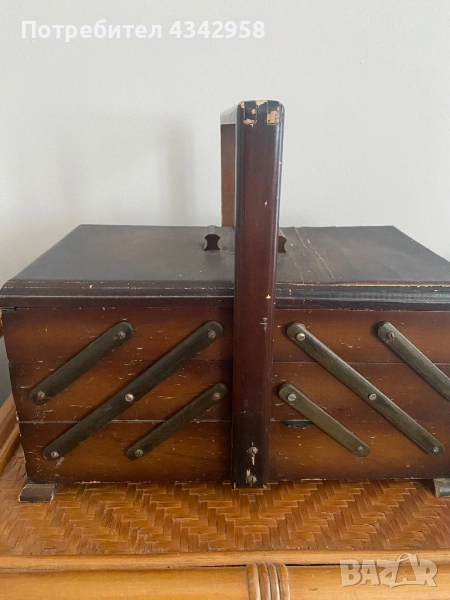 Ретро дървена кутия за шивашки принадлежности 1950г. Германия., снимка 1