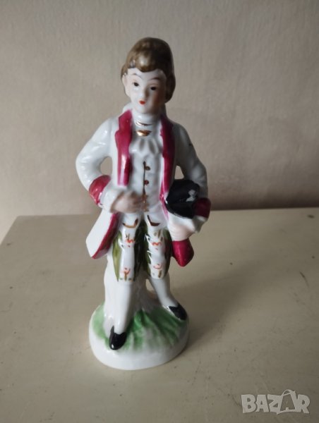 порцелнова статуетка, снимка 1