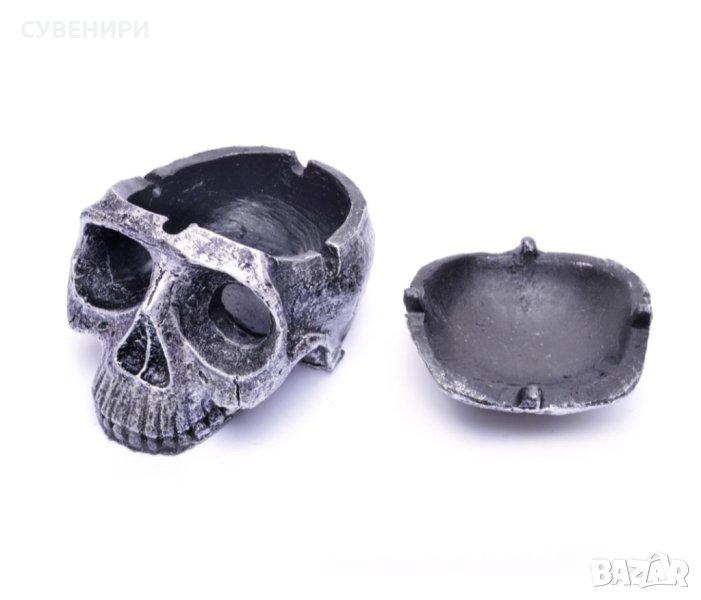 Декоративен пепелник във формата на череп с капак., снимка 1