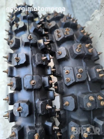 Гуми с шипове 18/21 300 лв
