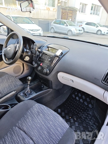 КИА Сиид Kia Ceed комби 2008г. 1.6 газ/бензин. 126кс., снимка 7 - Автомобили и джипове - 53786239