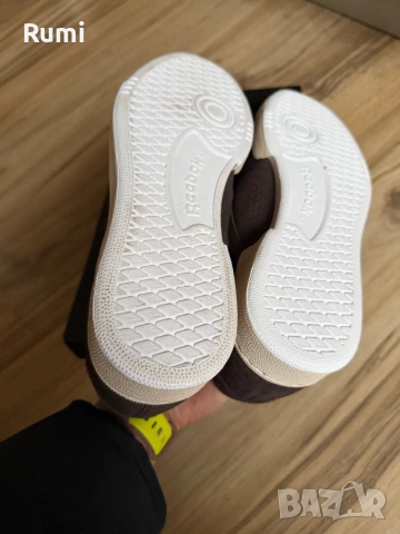 Оригинални нови кожени маратонки Reebok x SNEEZE! 44 н, снимка 10 - Кецове - 52179924