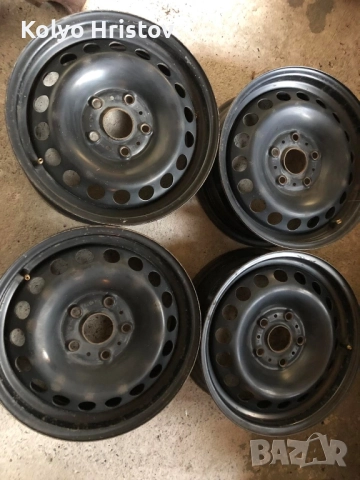 Метални джанти Golf 7 15 цола , снимка 2 - Гуми и джанти - 51687517