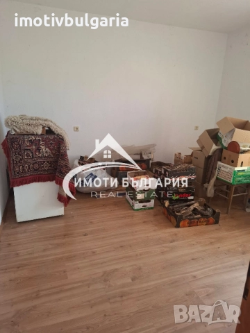 Къща на един етаж в с. Кърнаре, общ. Карлово, снимка 4 - Къщи - 52153828