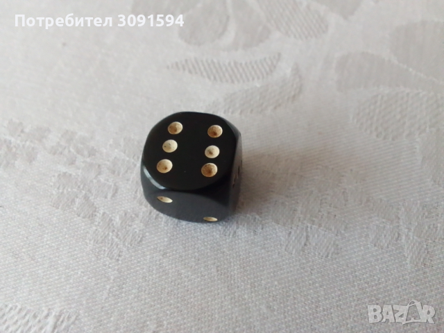    Старо бакелитово зарче за игра 5 грама -2 см, снимка 1 - Други ценни предмети - 44736810