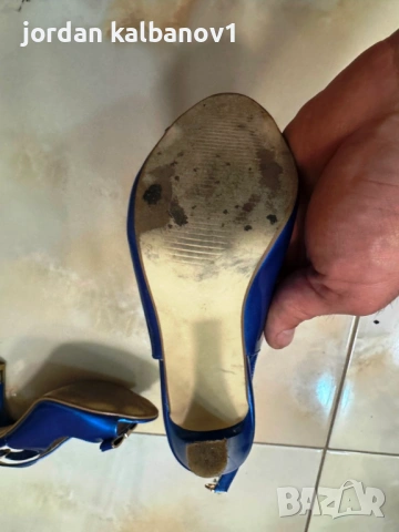 Подарявам - дамски сини лачени обувки на висок ток номер - 35 стелка - 22см. ток - 8см., снимка 4 - Дамски обувки на ток - 53806278
